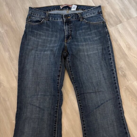 Vintage Y2K Gap Curvy Low Rise Bootcut Jeans - size 8L - Picture 3 of 6